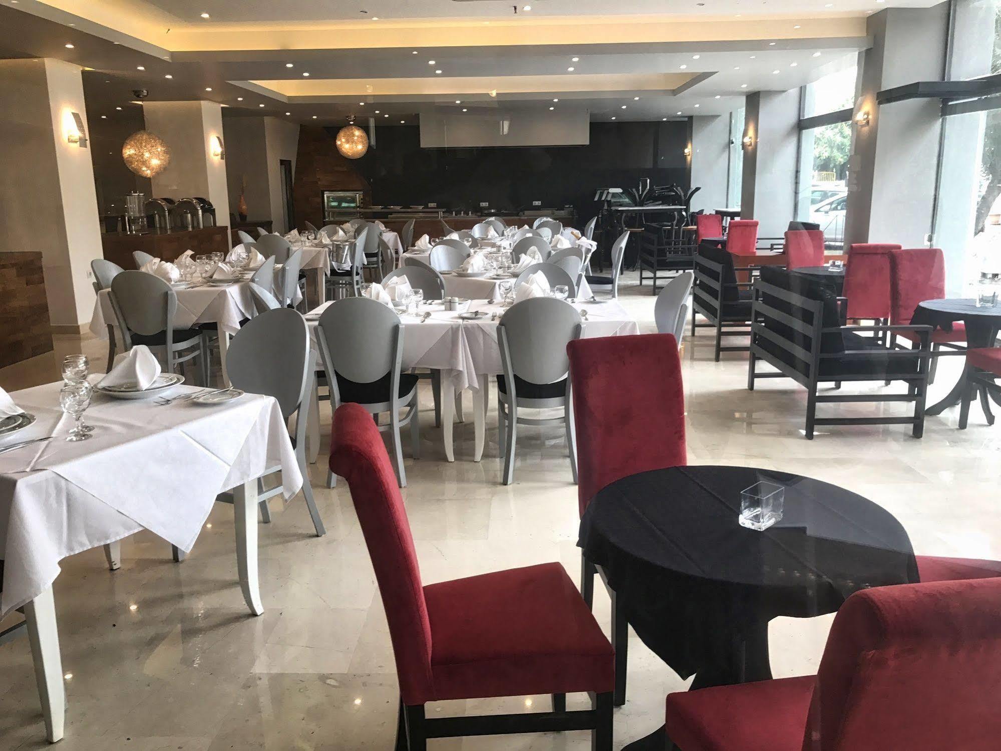 Gq Hotel & Club - Adults Only Rhodes City Buitenkant foto